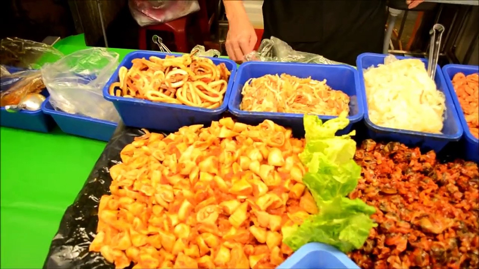 ⁣Taiwanese Food Market