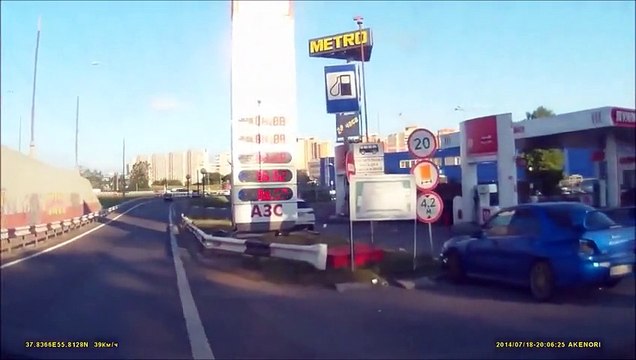 drivers are the worst - Car crash compilation