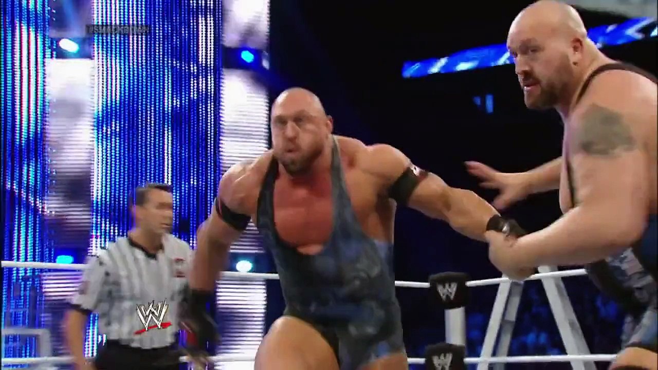 Big Show vs. Ryback: SmackDown, Dec. 13, 2013