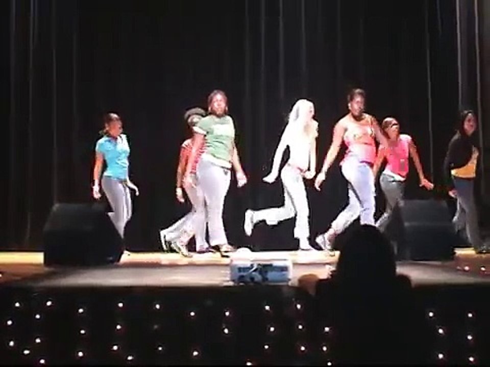 awesome dancing by kamikazi