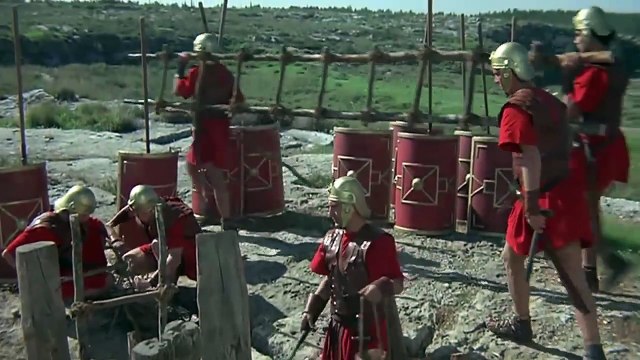 JESUS (Spanish, Latin American) Jesus is Crucified