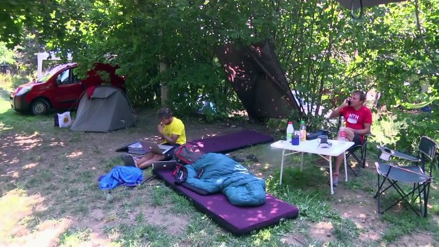 L'alpiniste suisse Ueli Steck évoque son dernier exploit