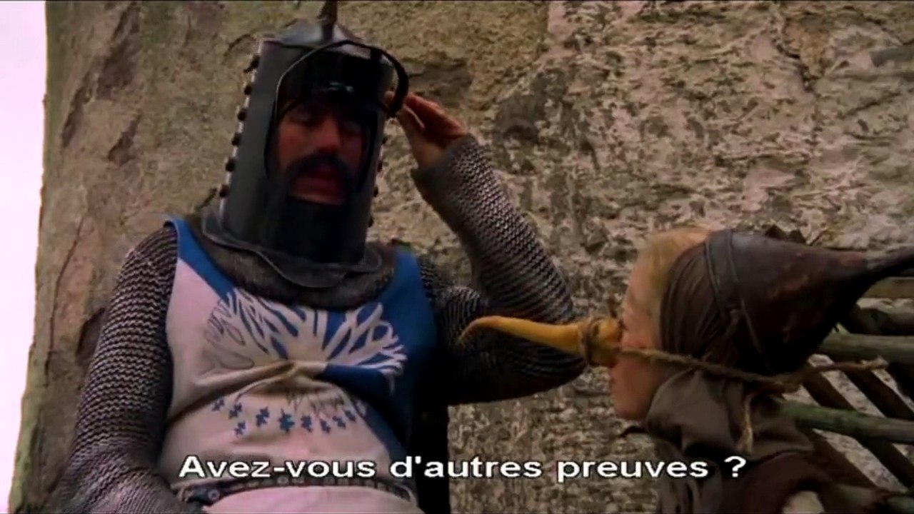 Monty Python and the Holy Grail : A witch ! (VOSTFR)