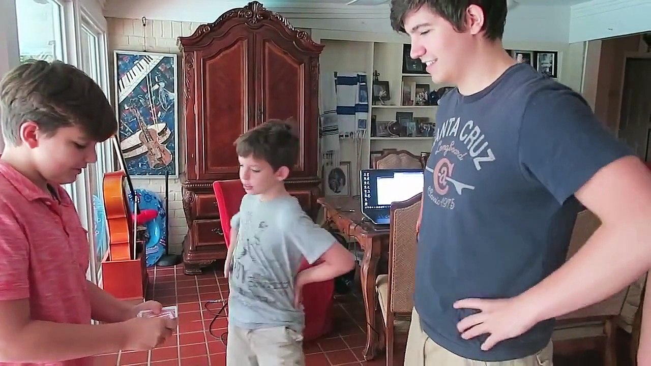 Prestonplayz OREO COOKIE PRANK!   Pranking My Brothers & Sister! VLOG