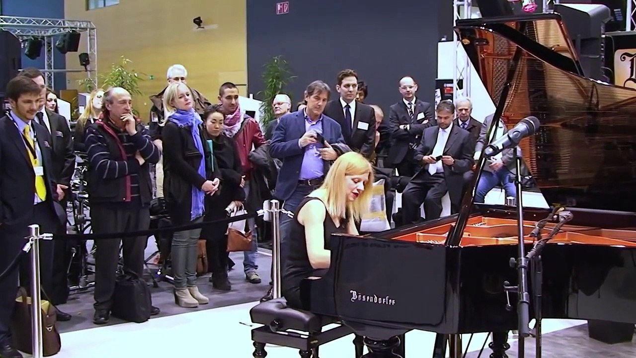 Valentina Lisitsa plays Liszt-Paganini "La Campanella" on Bösendorfer piano model Beethoven