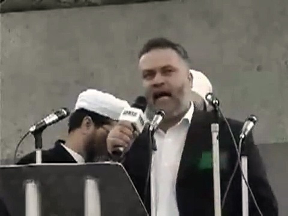 The moving speech of Muhammad Nawaz (urdu) on the Muslim Ummah