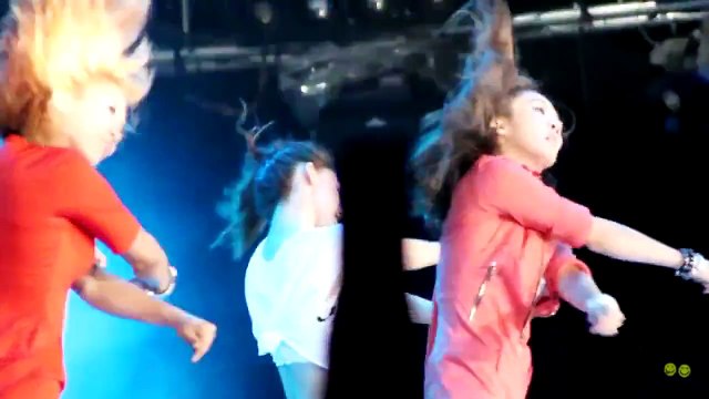 [100821] SNSD Yoona - Dance Break - SM TOWN LIVE 2010 [HD]