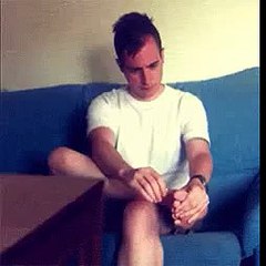 A chaque fois que je coupe mes ongles