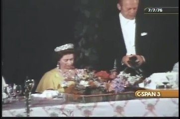1776-1976 Queen Elizabeth Toasted on July 4th Bicentennial