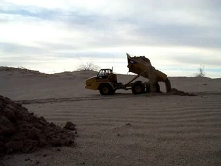 CAT 740 DUMPER
