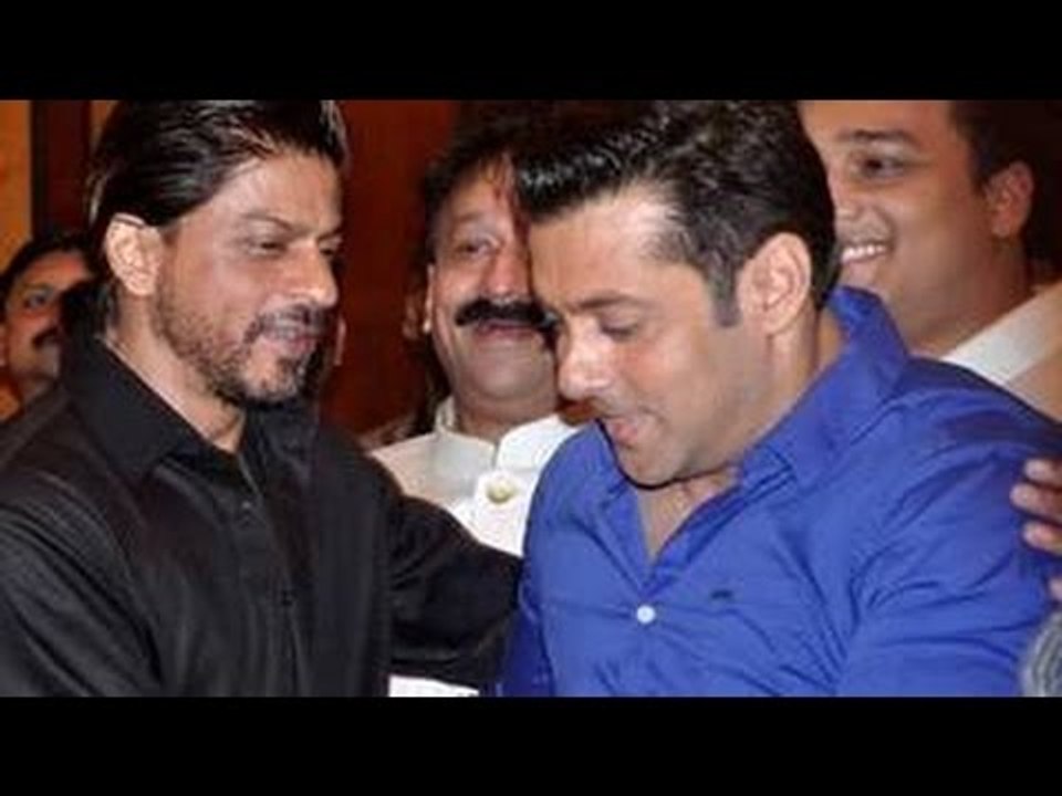 Salman Khan To Host A Special Screening of Bajrangi Bhaijaan for Shahrukh Khan