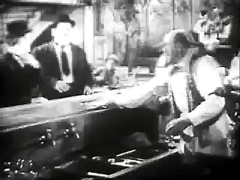 Vintage Commercial - Hamms Beer With Laurel & Hardy