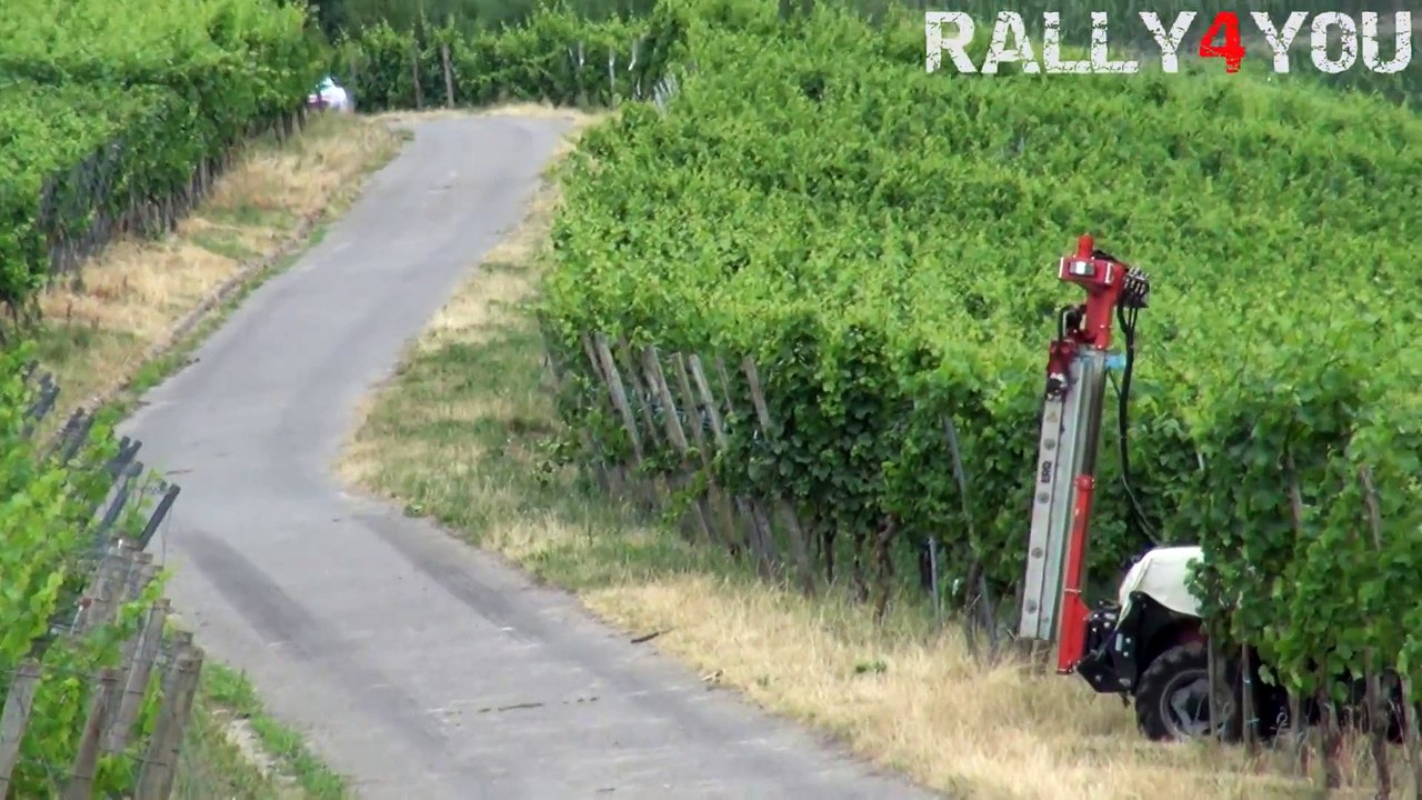 Il a eu très chaud le tracteur...
