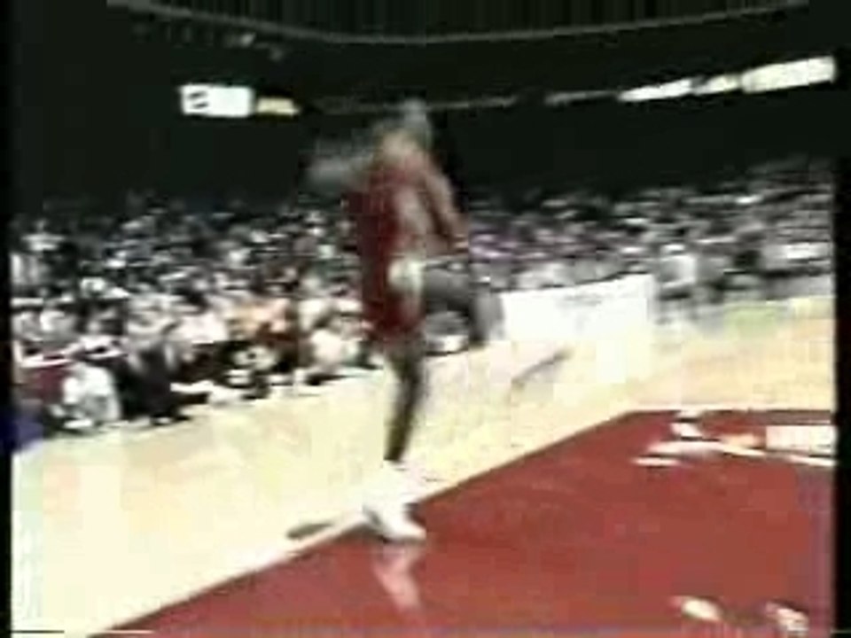 - Dominique Wilkins vs Michael Jo