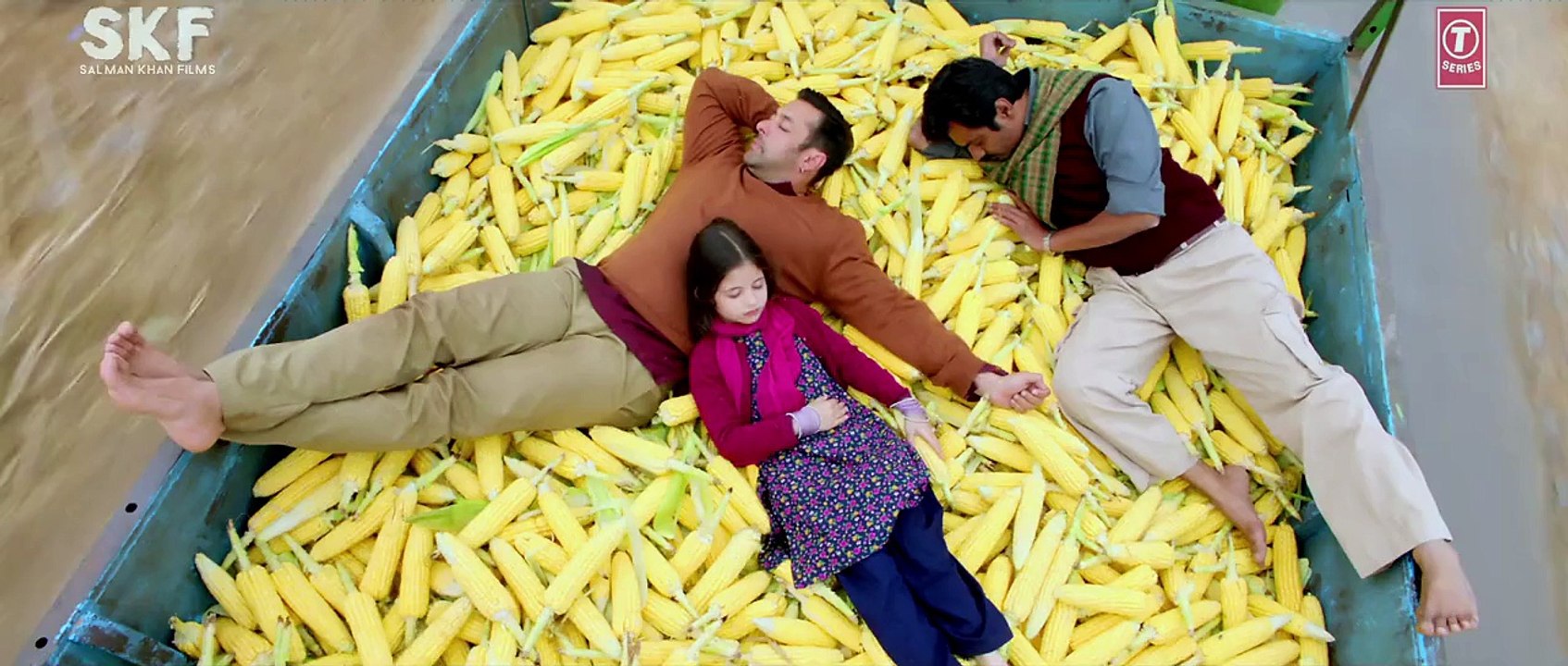 Official 'Zindagi Kuch Toh Bata (Reprise)' | HD VIDEO Song | Salman Khan, Kareena Kapoor | Bajrangi Bhaijaan | 720p