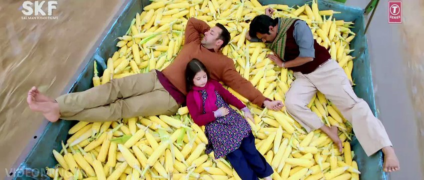 Zindagi Kuch Toh Bata (Reprise) VIDEO Song 2015 Salman Khan, Kareena Kapoor Bajrangi Bhaijaan