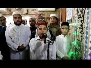 mufti tanveer , gulzar e madina masjid rawalpindi ,khyban road . zaheer khan 10.7.15