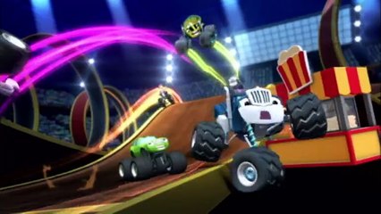 Blaze et les Monster Machines | La course de voiture | NICKELODEON JUNIOR