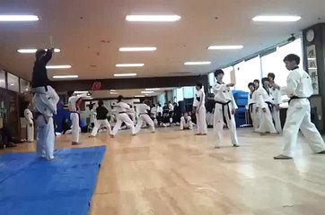 Hook - Fulltwist hook Kick