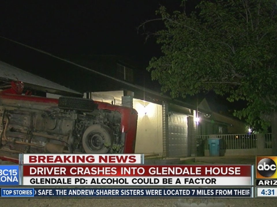 Driver crashes into Glendale house