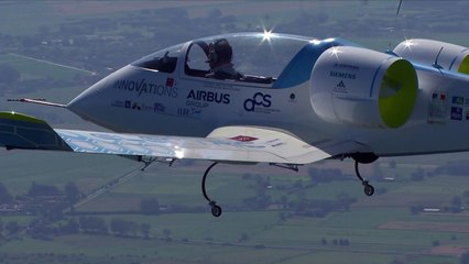 Elektro-Flugzeug überquert erstmals Ärmelkanal