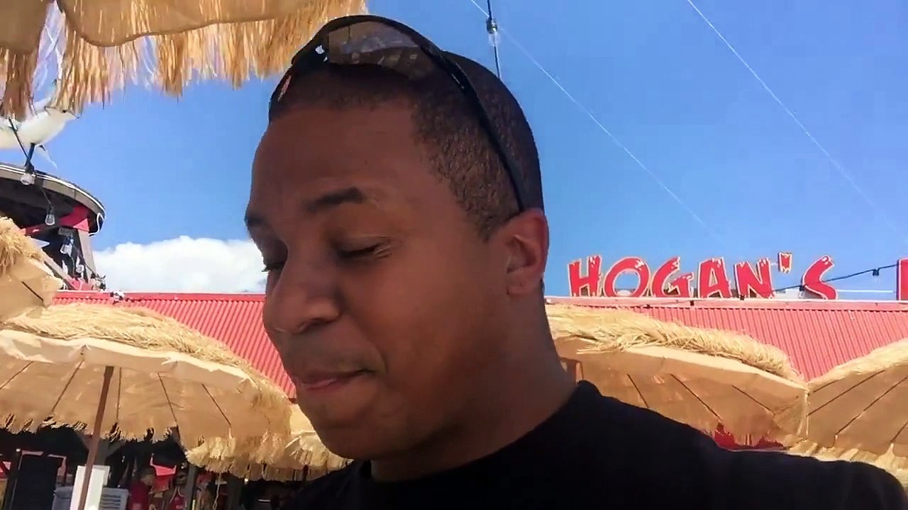 MrPhreeze - Travel Agent Intro