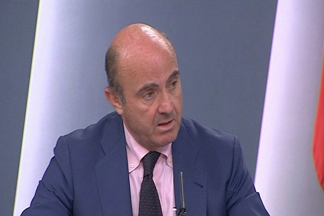 De Guindos dice que el paro bajará hasta niveles de 2011