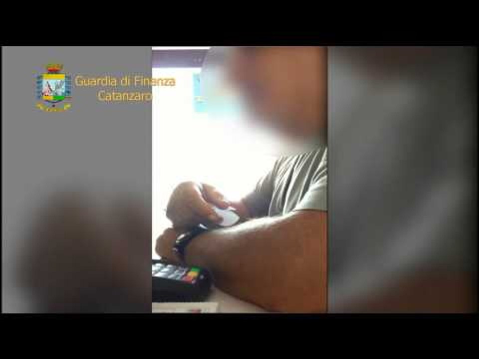 Catanzaro - Scoperti falsi ciechi, truffa allo Stato per 400 mila euro (10.07.15)