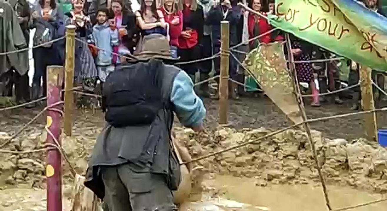 Glastonbury Mud Fight