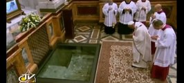 Papa Francesco visita la tomba di San Paolo