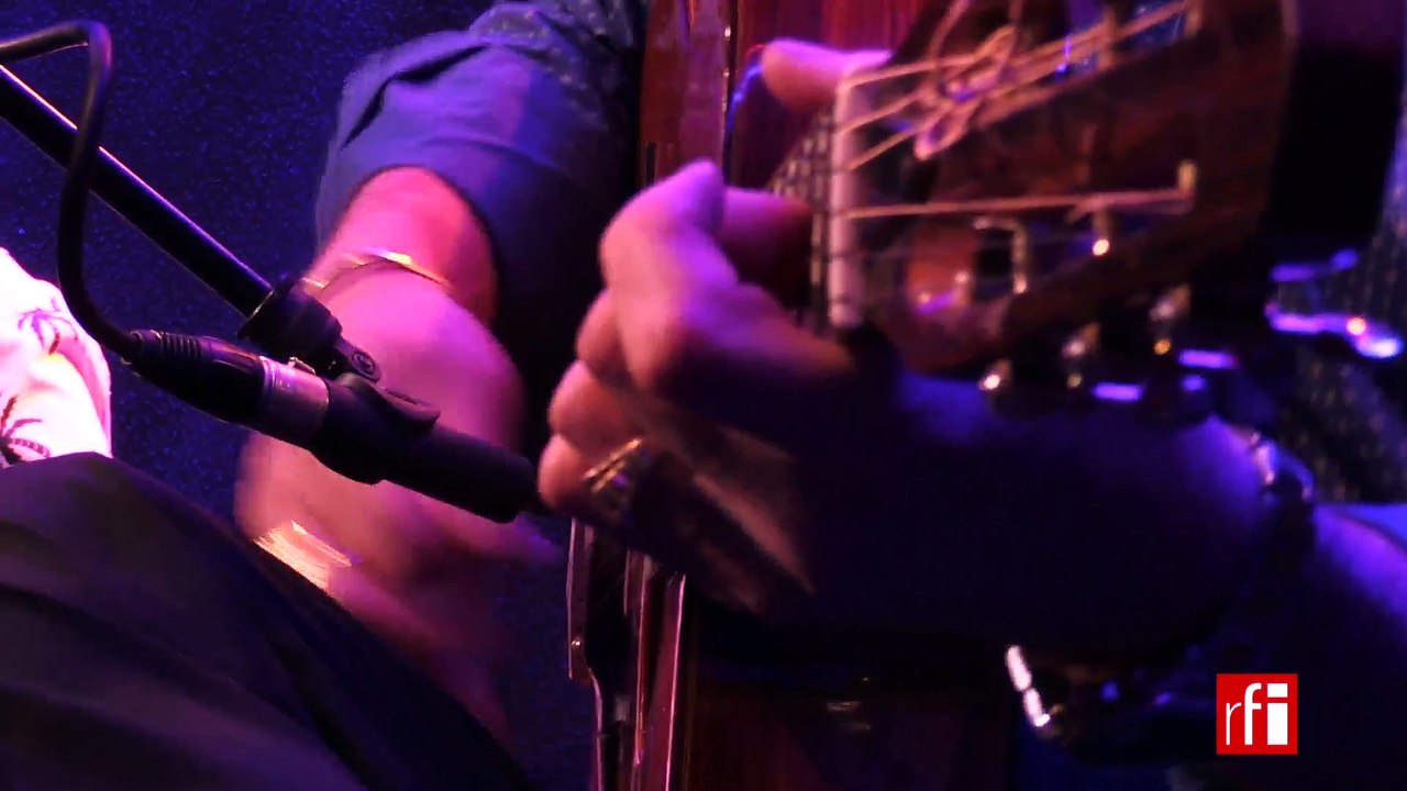 Titi Robin et Mehdi Nassouli "La femme idéale" dans Musiques du monde sur RFI