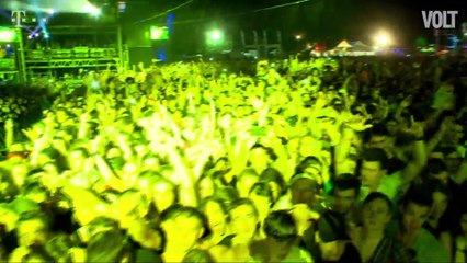 Slash ft. Myles & The Conspirators - Sweet Child O'Mine (Live At Volt Festival 2015 HD)