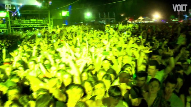 Slash ft. Myles & The Conspirators - Sweet Child O'Mine (Live At Volt Festival 2015 HD)