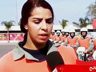 -شاهد النساء الشرطيات الدراجيات و احترافهم في قيادة الدراجة النارية