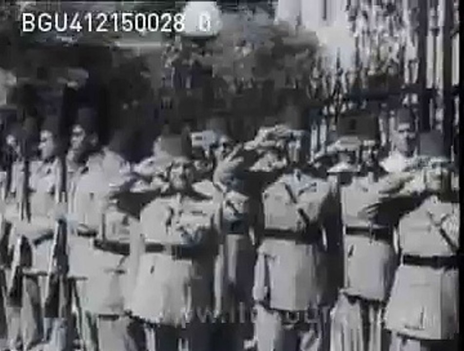 King Farouk opens parliament 1951  الملك فاروق يفتتح اخر دوره برلمانيه