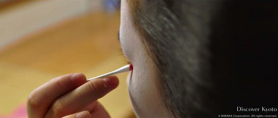 Being a Maiko (featuring Fukunae-san)