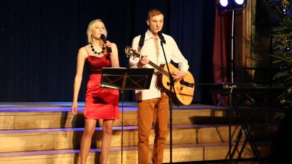 Simona & Elvis - Vējš aiziet raudādams