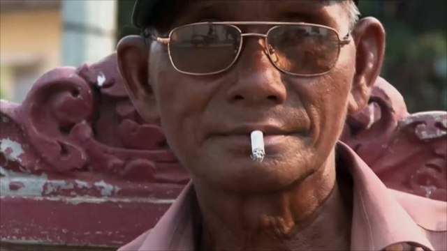 كمبوديا تعلن عن سلسلة إجراءات صارمة للحد من التدخين