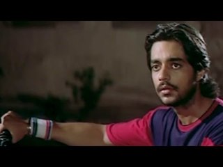 Kripaal Argues With the Police -  Aggi Ravvalu - Chandrachur Singh, Tabu