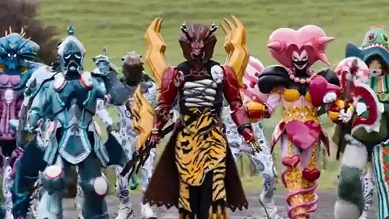 Power Rangers Dino Charge Fall 2015 Trailer Breakdown and SDCC 2015 Panels and News