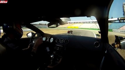 Porsche Cayman vs. Peugeot RCZ R