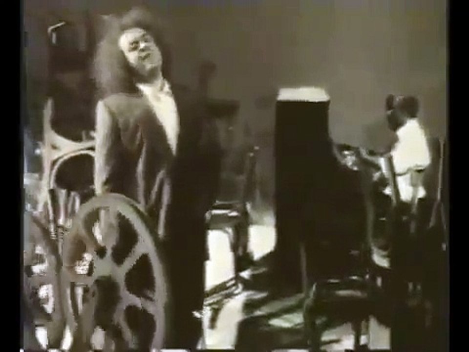 Badesalz Evi du wohnst in Bad Nauheim.mp4