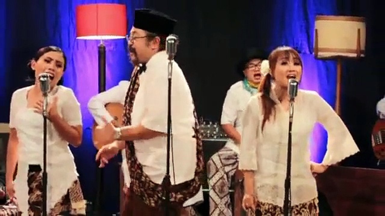 Orkes Sinten Remen - Geef Mij Maar Nasi Goreng