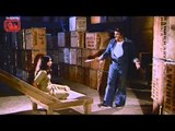 Raj Saves Roma | Action Scene from Lahu Ke Do Rang (1979) | Vinod Khanna and Shabana Azmi