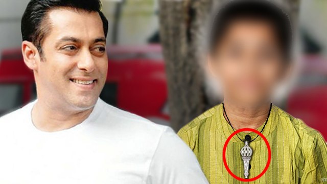 #Salman GIFTS #BajrangiBhaijaan Pendant To Kid
