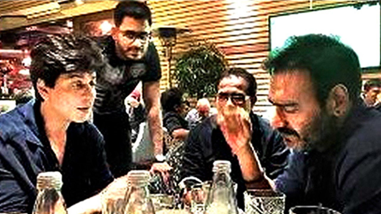 Cold War ENDS: Shahrukh & Ajay Dine Together