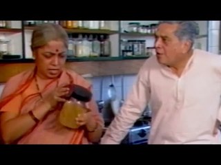 Old Couple Enjoy The Wedding (Funny Scene) - Vat Pahate Sunechi – Shreeram Lagoo, Sulabha Deshpande