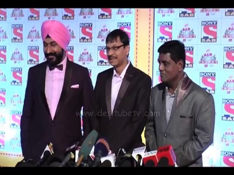 Taarak Mehta Ka Ooltah Chashmah Fame Popatlal Congratulate Disha Aka Daya At SAB Ke Anokhe Awards 2015