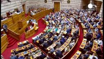 علی رغم شکاف در حزب سیریزا طرح دولت یونان در پارلمان تائید شد