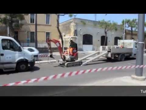 Si apre voragine in viale De Pietro, è caos, Tg 9 Luglio 2015